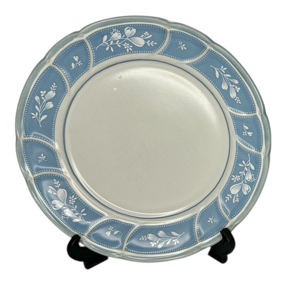 Noritake Salad Plate Victory Blue and Cream Floral Plate